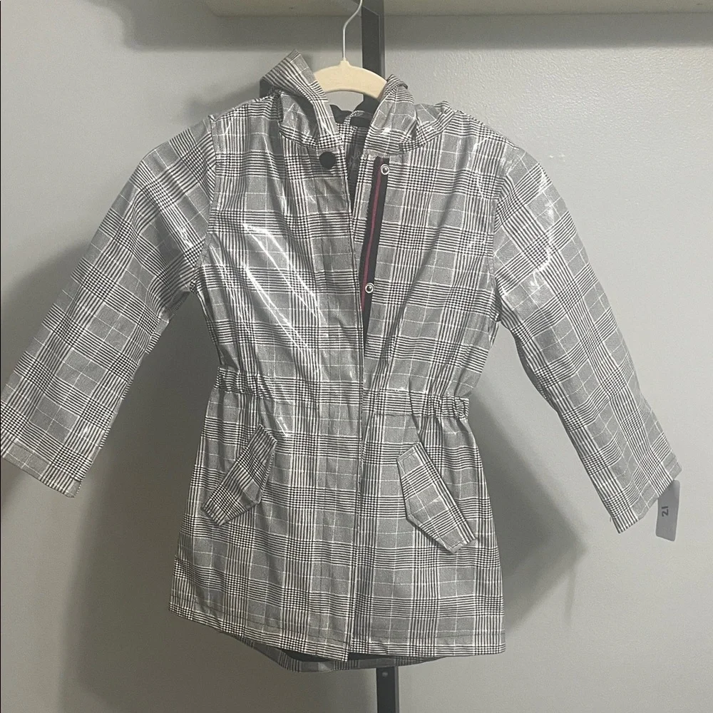 Urban Republic girl’s SZ med 5/6 raincoat rain jacket net